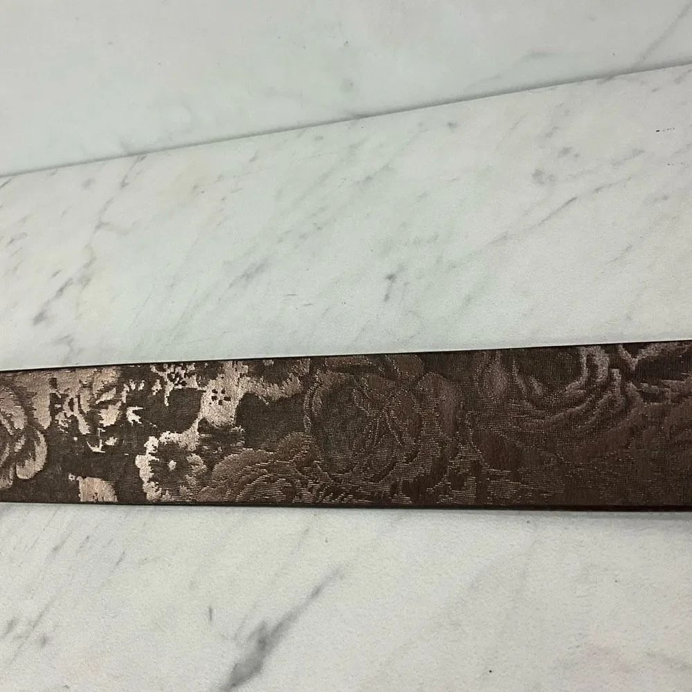 KENNETH COLE REACTION Floral Belt - Picture 3 of 4